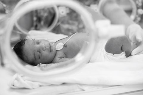 NICU photoGettyImages-103919155_BW